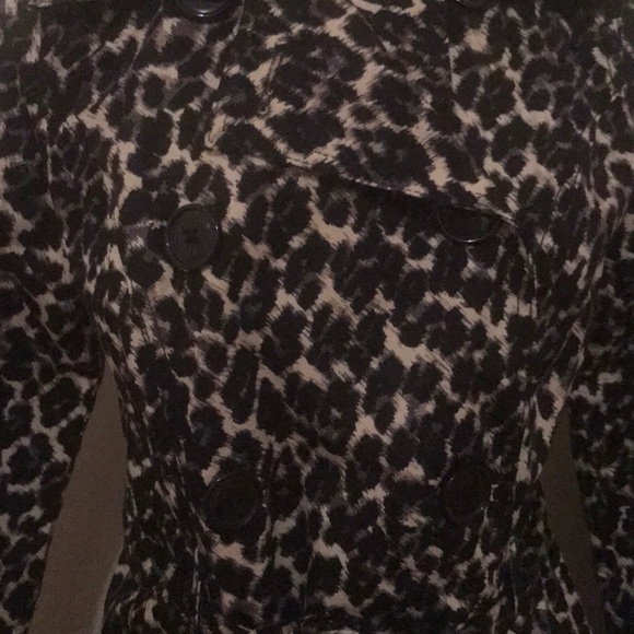 Double breasted cheetah print coat - Picture 2 of 4